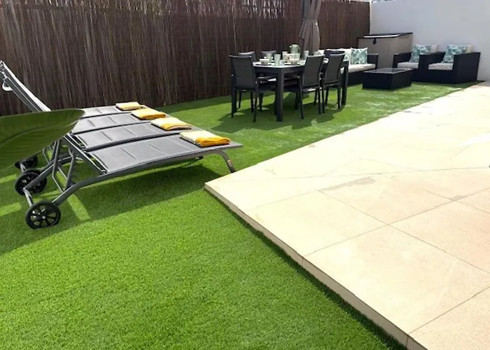 - Vivir La Vida Apartamento *