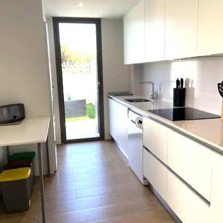 아파트 - Vivir La Vida *